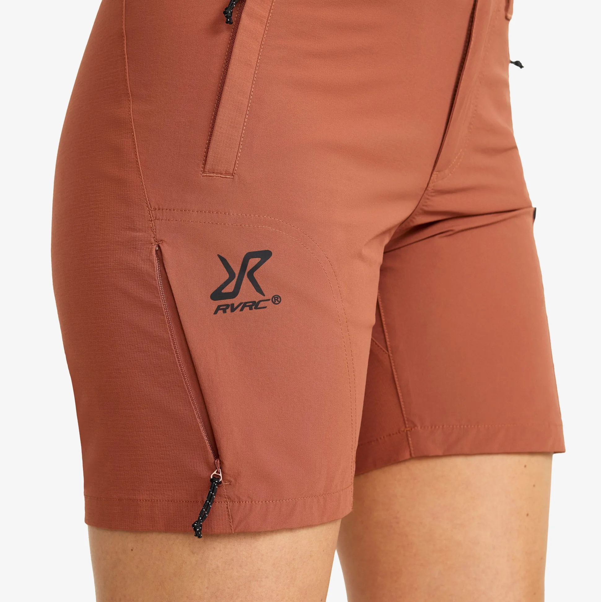 Elevate Pro Hiking Shorts Naiset
