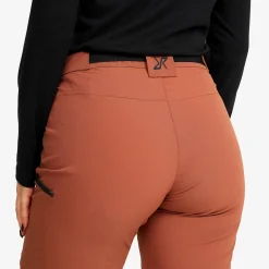 Elevate Pro Hiking Shorts Naiset