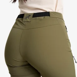 Elevate Pro Hiking Shorts Naiset