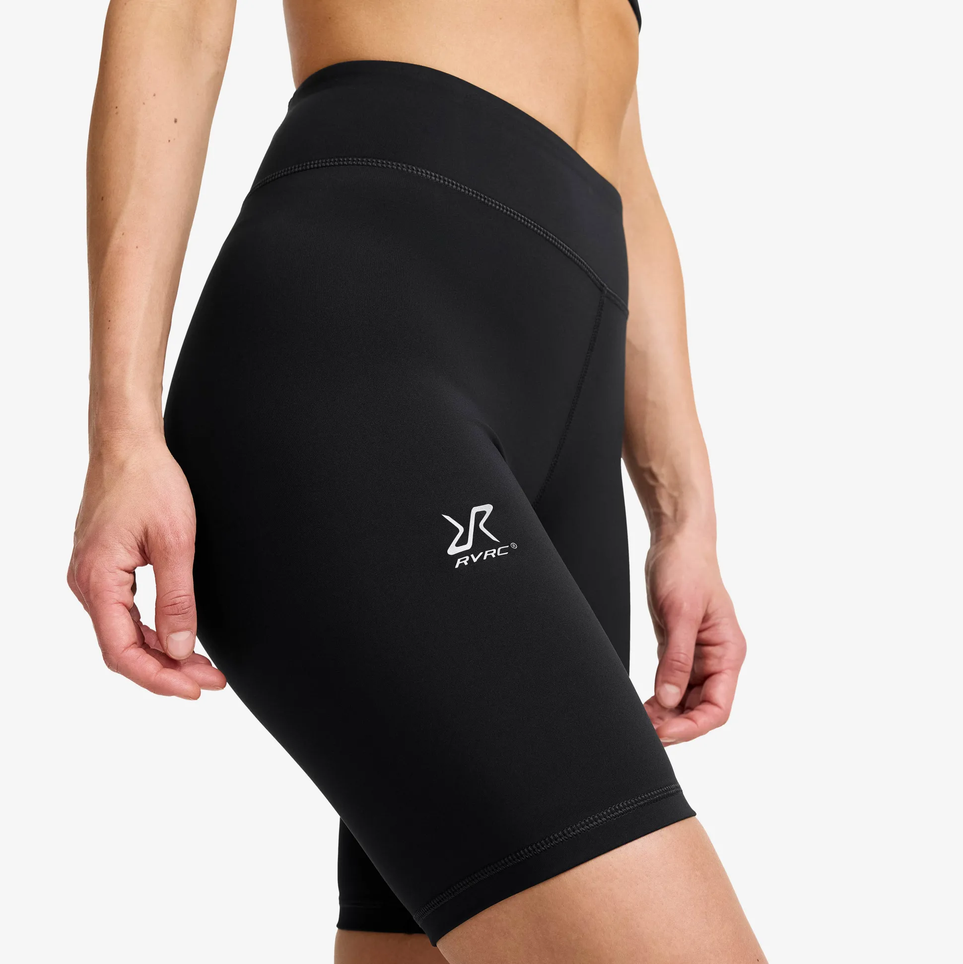 Flow High-waisted Biker Shorts Naiset