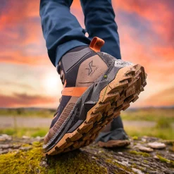 Phantom Trail Mid Waterproof Hiking Boots Miehet