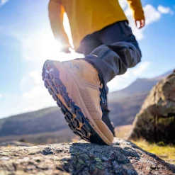 Phantom Trail Mid Waterproof Hiking Boots Miehet