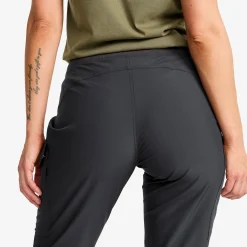 Verge Stretch Cargo Pants Naiset